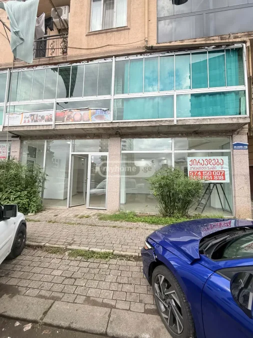 : Сдаётся универсальная коммерческая площадь в районе Багратиони