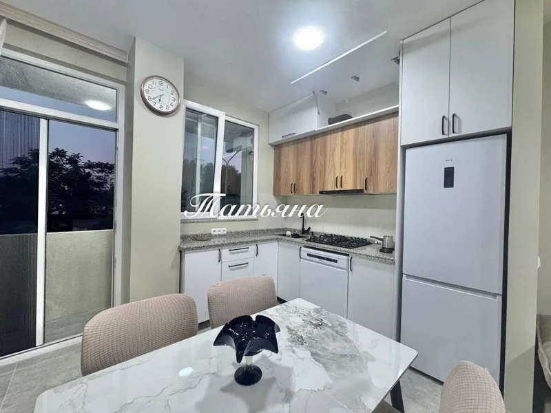 Улица Георгия Бртскинвале, 126: 3-комнатная, 77.0 м²