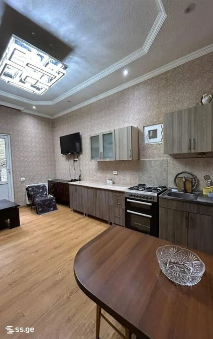 3-комнатная квартира. Вера