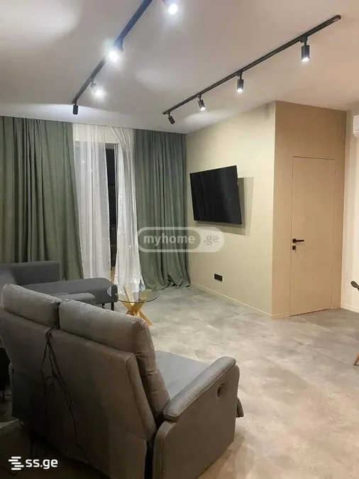 4 room Flat For Rent. Ortachala