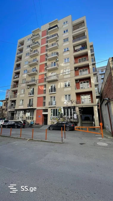 2-комнатная квартира в Тбилиси
