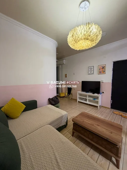 2-комнатная квартира, 40 м², 10 этаж, $400