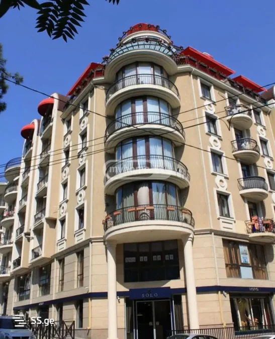 3-комнатная квартира в Тбилиси