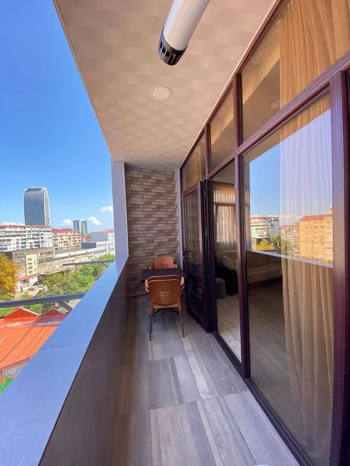 3-комнатная квартира в центре , $1500