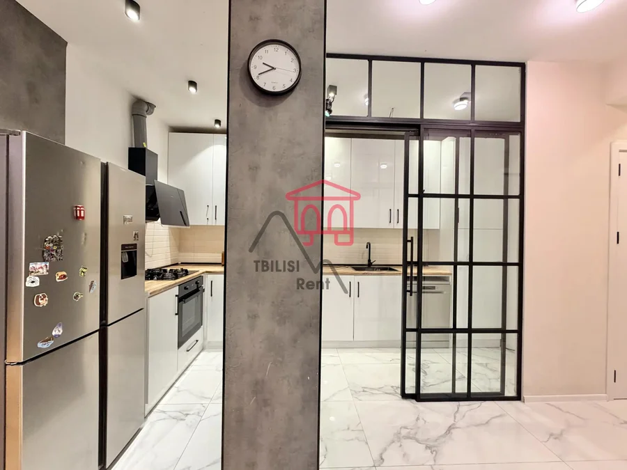 4-комнатная квартира в Сабуртало, 115 м², $1300