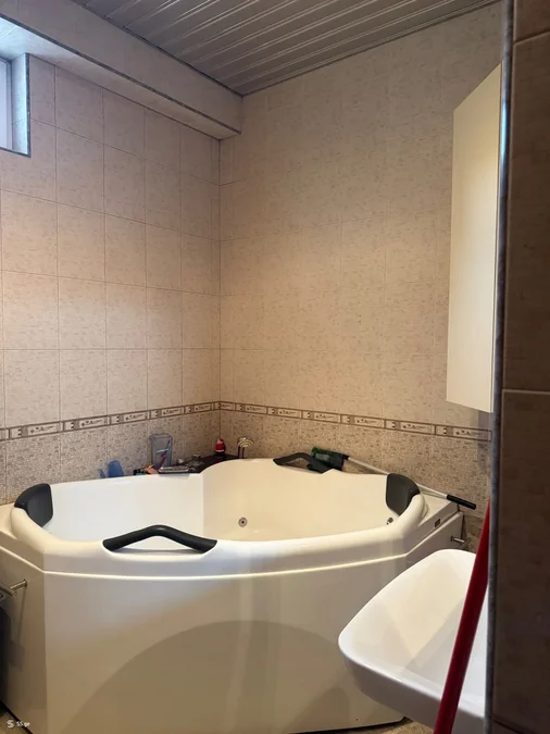 5-комнатная квартира, 167 м², Тбилиси, Ваке, $2000