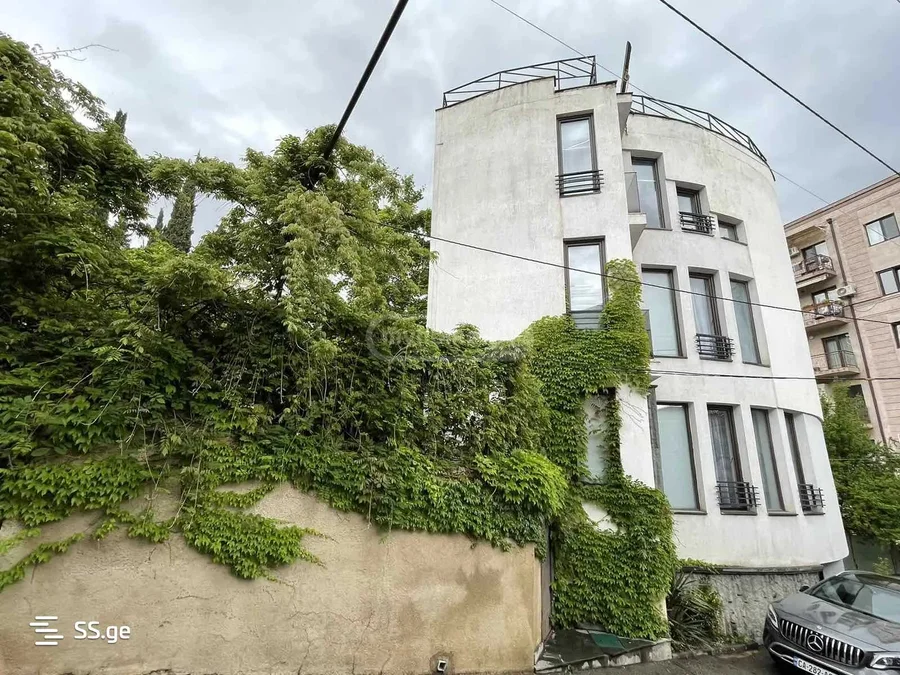 5 room Hotel For Sale. Vera
