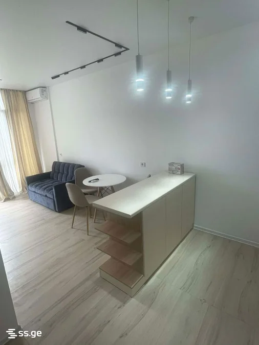 2-комнатная квартира, 45 кв.м, $600
