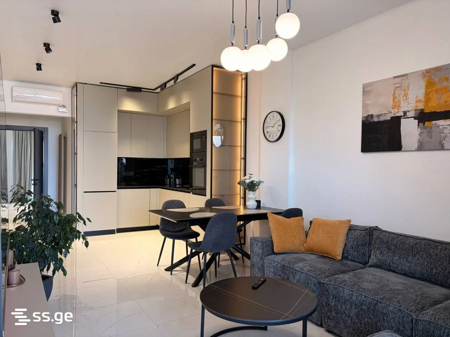 3 room Flat For Sale. Ortachala