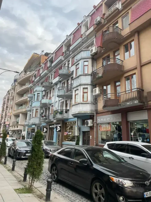 4-комнатная квартира в Старом Батуми, $950