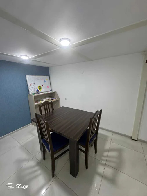 Commercial space For Sale. Mesame masivi