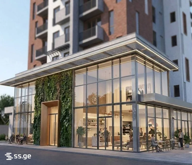 Commercial space For Sale. Isani