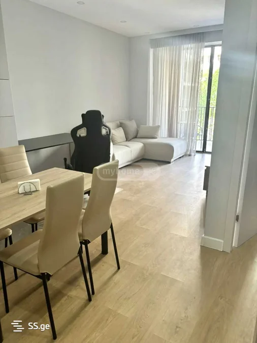 2 room Flat For Rent. Vake