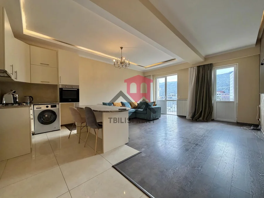 4-комнатная квартира, 112 м², $1100