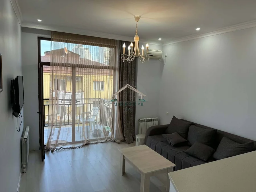 2-комнатная квартира у моря, Такаишвили 12, $700