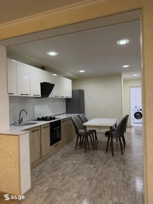 3-комнатная квартира в Тбилиси