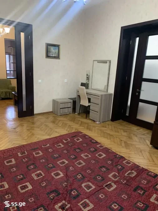 2-комнатная квартира в Тбилиси