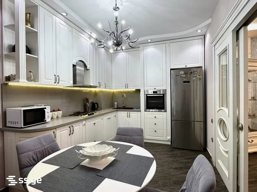 4 room Flat Daily rent