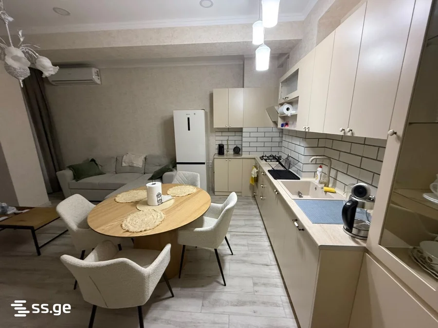 1+1 на Bagrationi Residence Batumi თაყაიშვილის ქუჩა 2 Bagrationi District