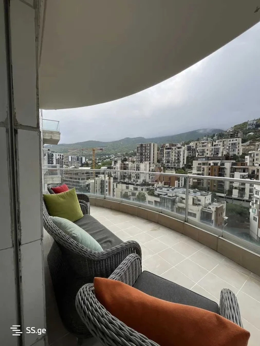 2 room Flat For Rent. Bagebi