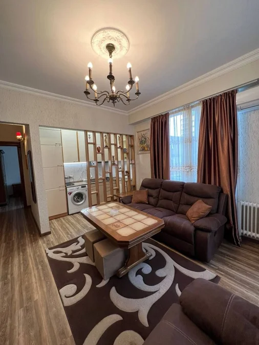 1+1 на Haidar Abashidze Street 70 Bagrationi District