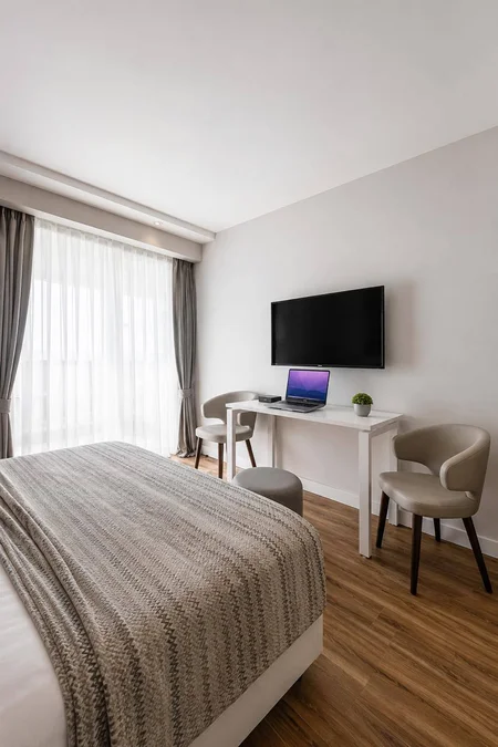 Студия в Alliance Palace, $400 до лета