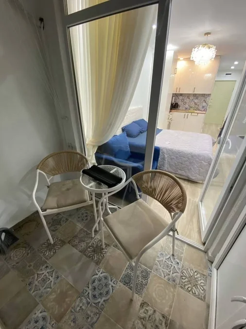 Студия 30 кв.м на ул. Ангиса, $400