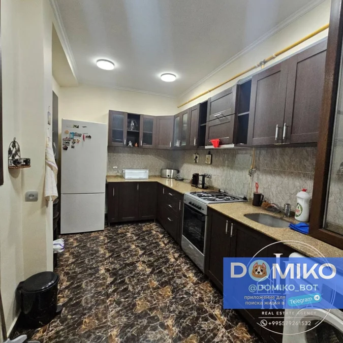1+2 в Старом Батуми, $800