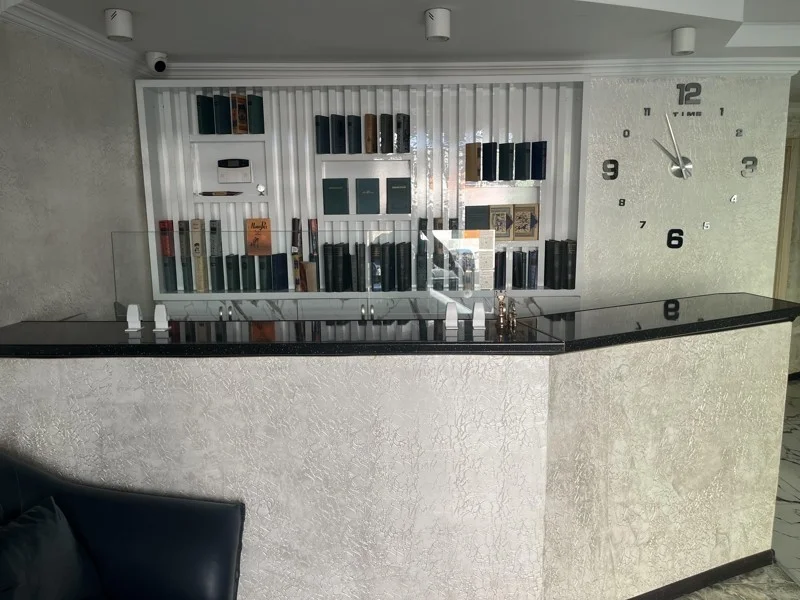 Улица Ангиса, 8: 1-комнатная, 350.0 м²