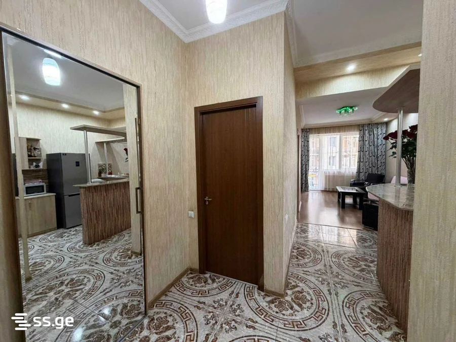 3-комнатная квартира в Тбилиси