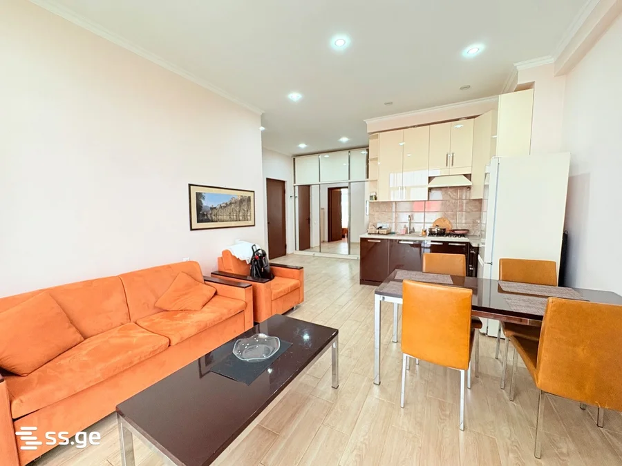 3 room Flat For Rent. Vera