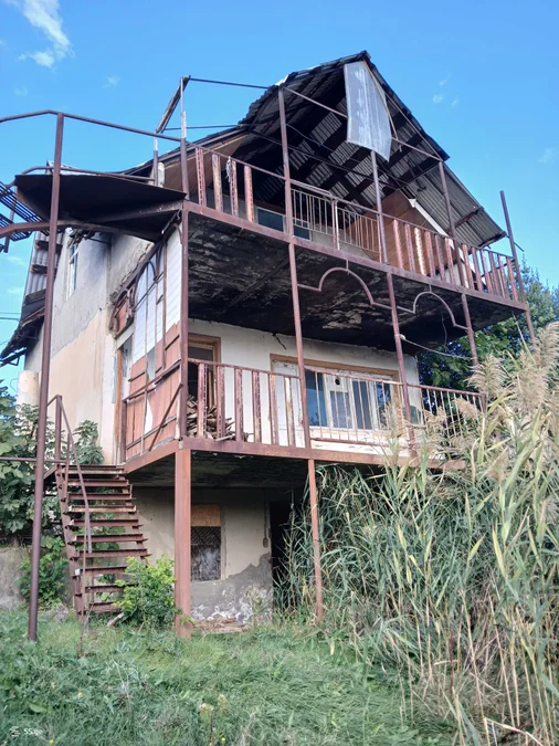 5 room Private House For Sale. Gldani