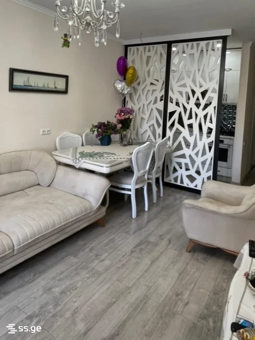 Коммерческое помещение на Sherif Khimshiashvili St 54 Khimshiashvili District