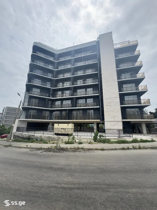 3-комнатная квартира в Тбилиси