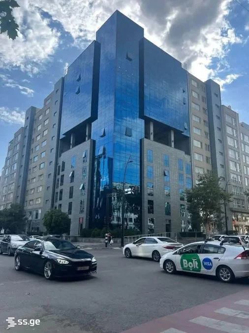 3-комнатная квартира в Тбилиси