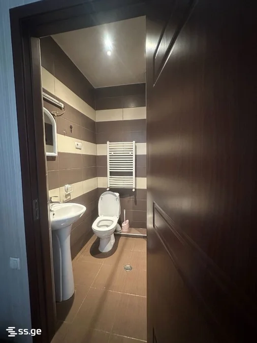 2 room Flat For Rent. Mukhiani