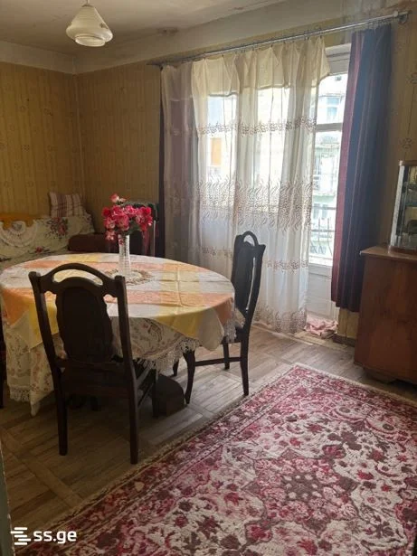 4-комнатная квартира на продажу. Вазисубани