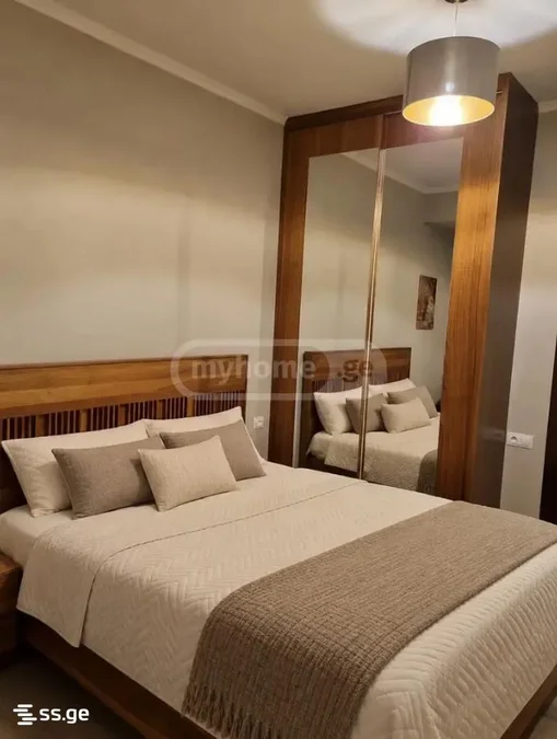 3-комнатная квартира в Тбилиси