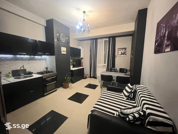 3 room Flat For Rent. Vera