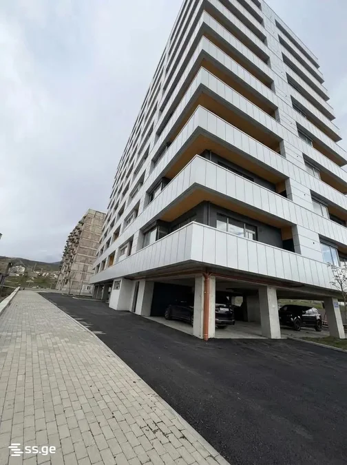 3 room Flat For Sale. Digomi