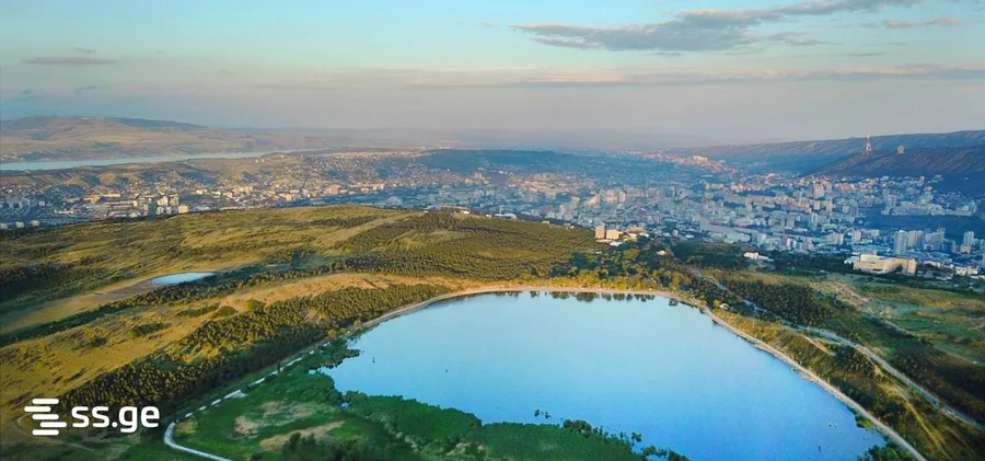 Land For Sale. Lisi lake