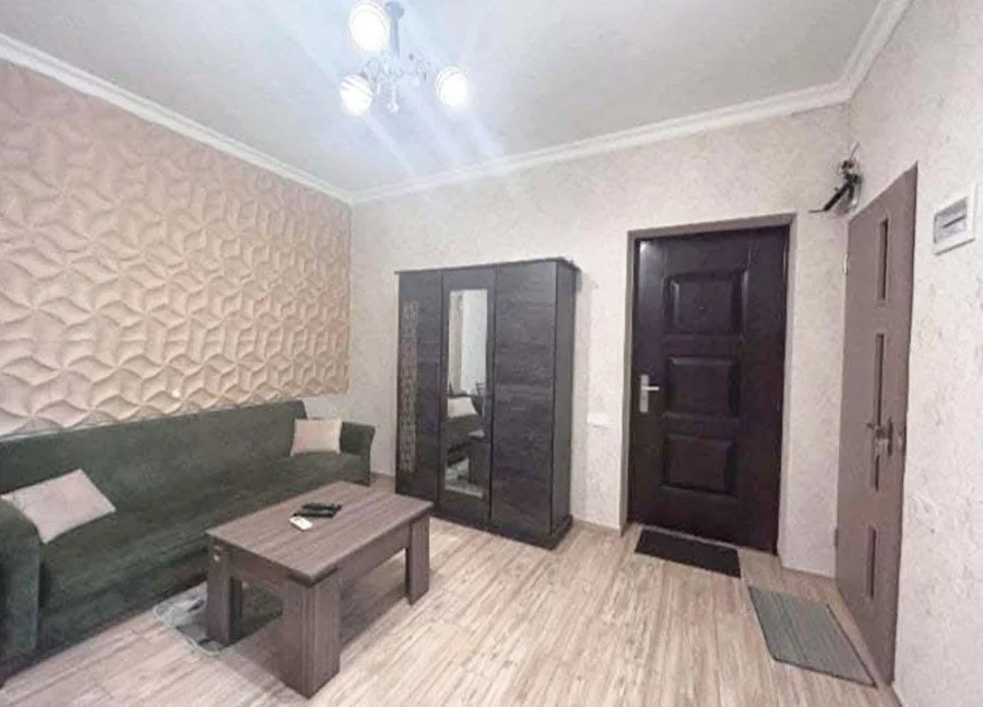 1+1 на Багратиони, 161, $350