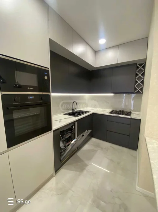 3 room Flat For Rent. Bagebi