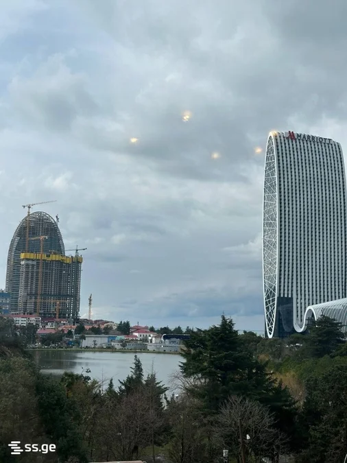 2+1 квартира с видом на парк 6 мая, $1300