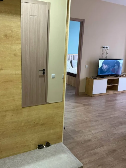 Vip | Сдаётся квартира на год