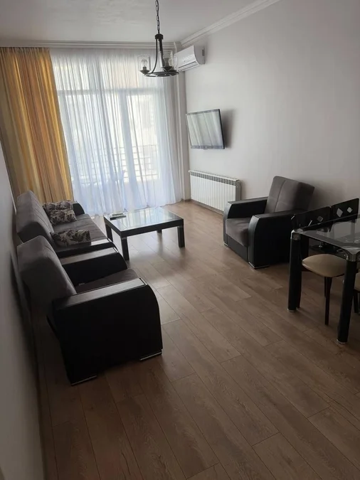 Квартиру 2+1 по улице Пиросмани,18с