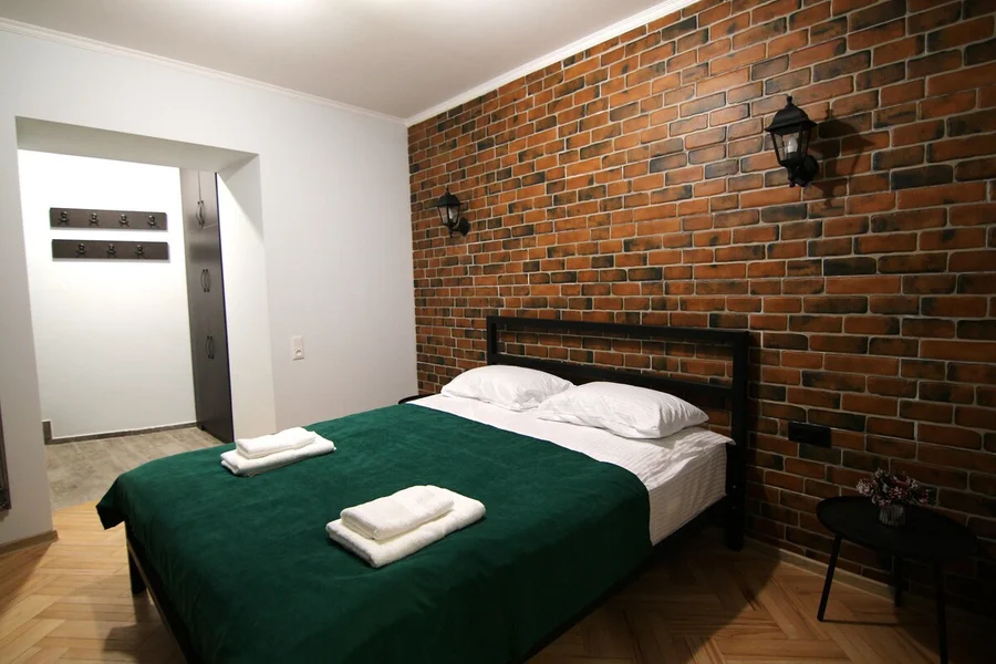 Mtatsminda Rooms 1
