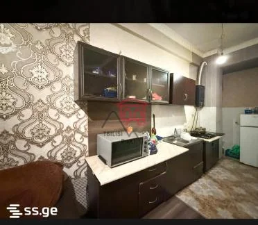 2 room Flat For Rent. Isani