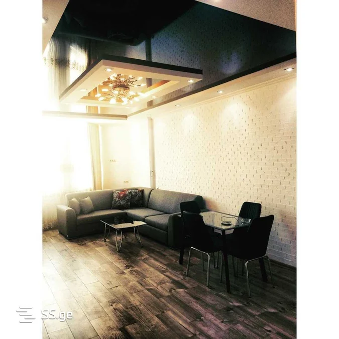 3 room Flat Daily rent