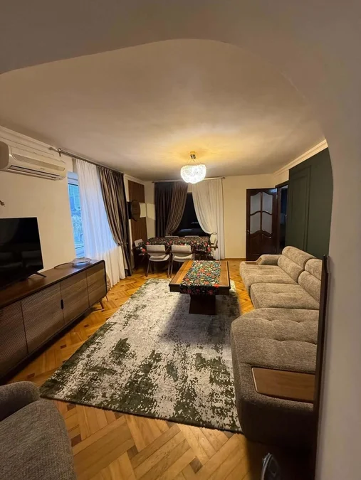 Улица Зураба Горгиладзе, 40: 3-комнатная, 120.0 м²